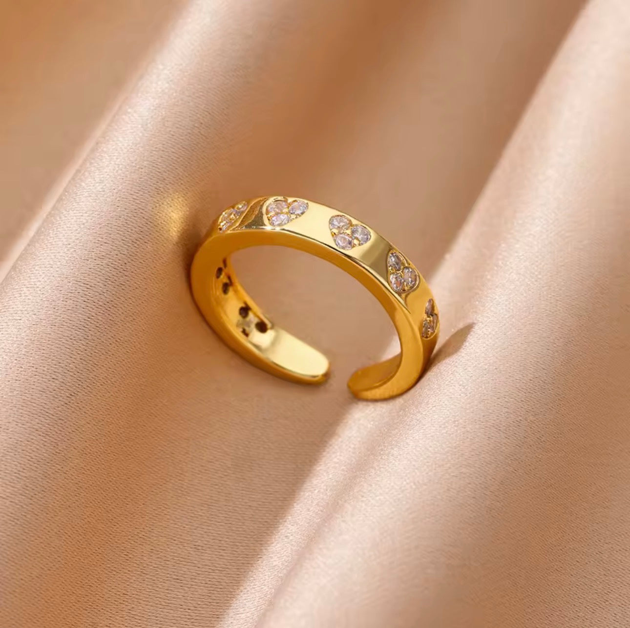 Brilliant Gold Rings 